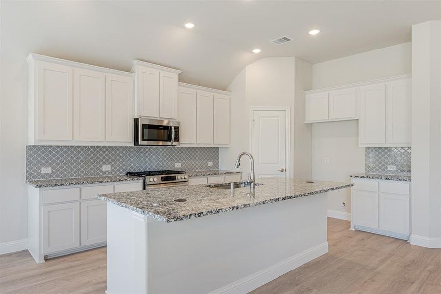 Furnished interior view inside a new home in Arcadia Trails Classic 50, Balch Springs (Image 15). Furnished interior view inside a new home in Arcadia Trails Classic 50, Balch Springs (Image 15).