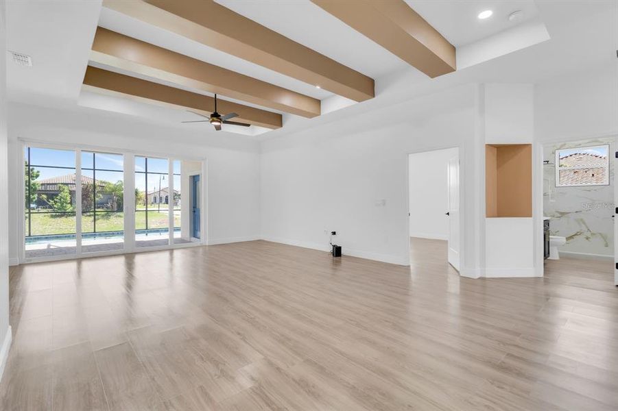 Spacious, unfurnished interior of a new home in , Haines City (Image 24).