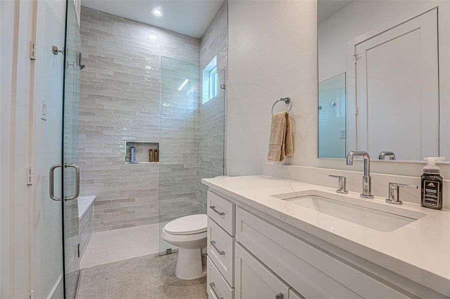 Furnished interior view inside a new home in , Eustace (Image 12).