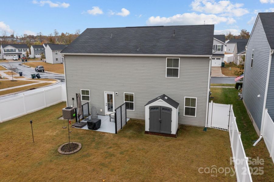 Exterior details and patio area of a home in , Troutman (Image 3).