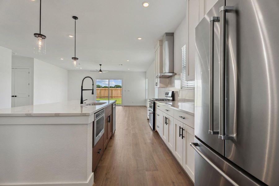 Furnished interior view inside a new home in Hallimore Ranch, Rosenberg (Image 12).