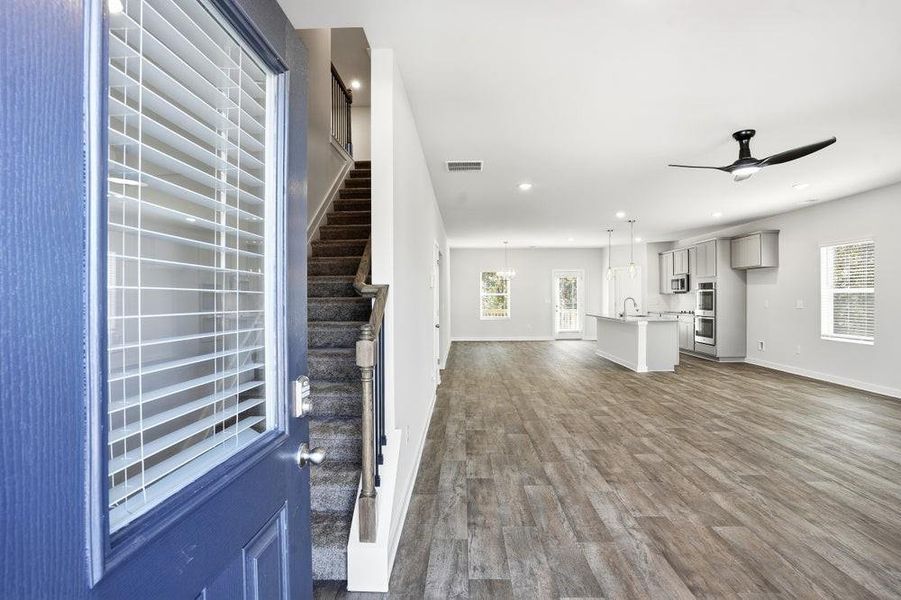 Spacious, unfurnished interior of a new home in Southern Hills, McDonough (Image 11).