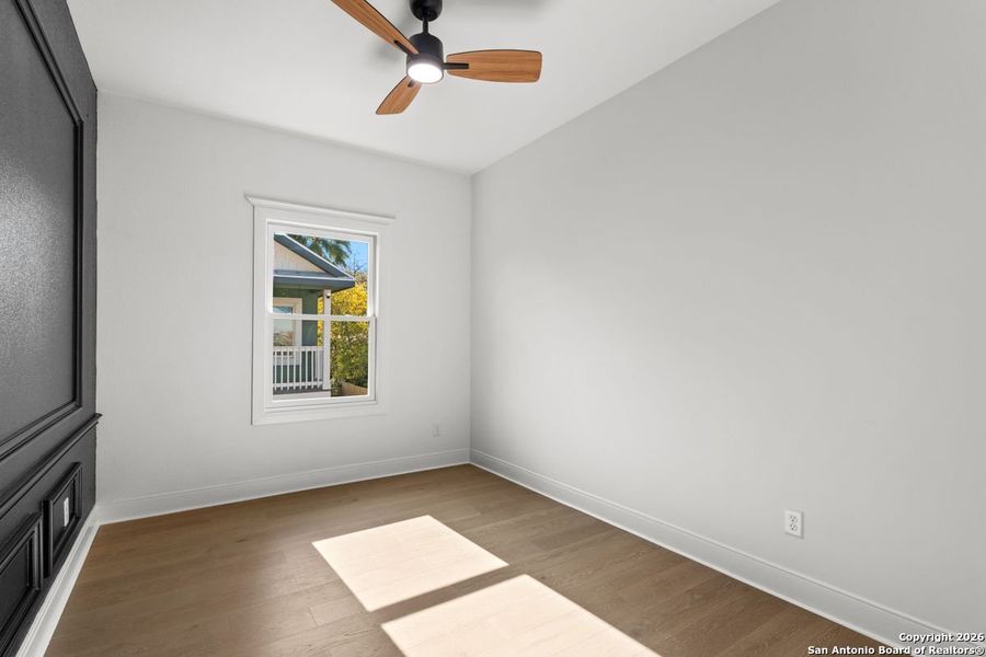 Spacious, unfurnished interior of a new home in , San Antonio (Image 14).