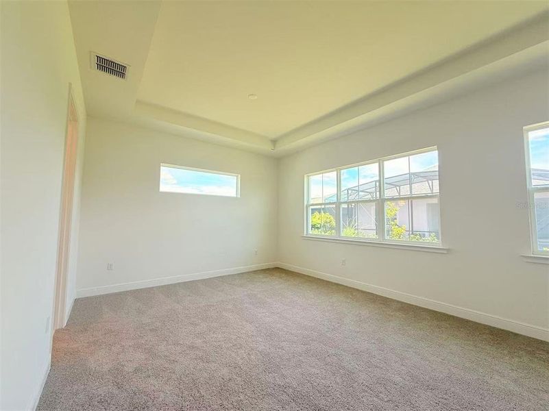 Spacious, unfurnished interior of a new home in , St. Cloud (Image 25).