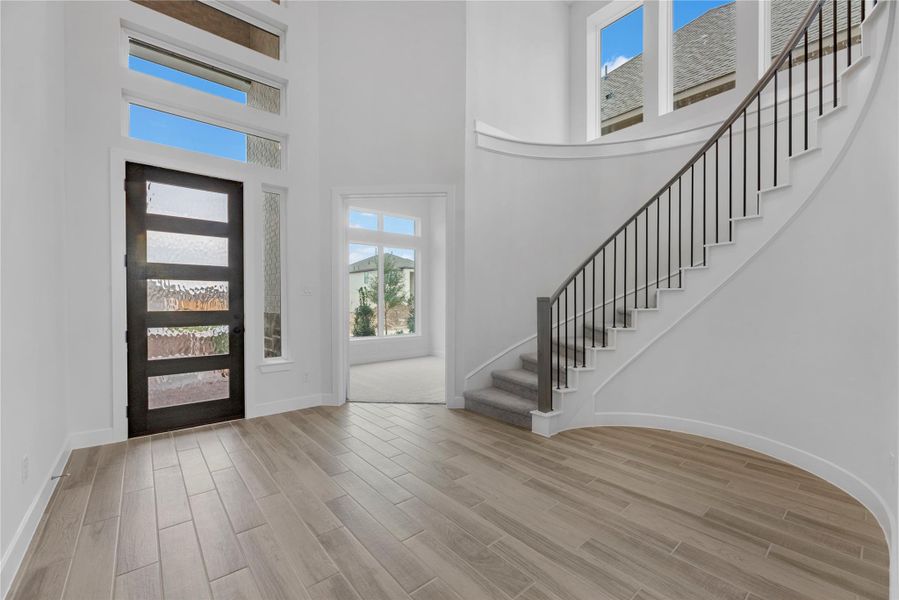 Spacious, unfurnished interior of a new home in Bridgeland, Cypress (Image 20).