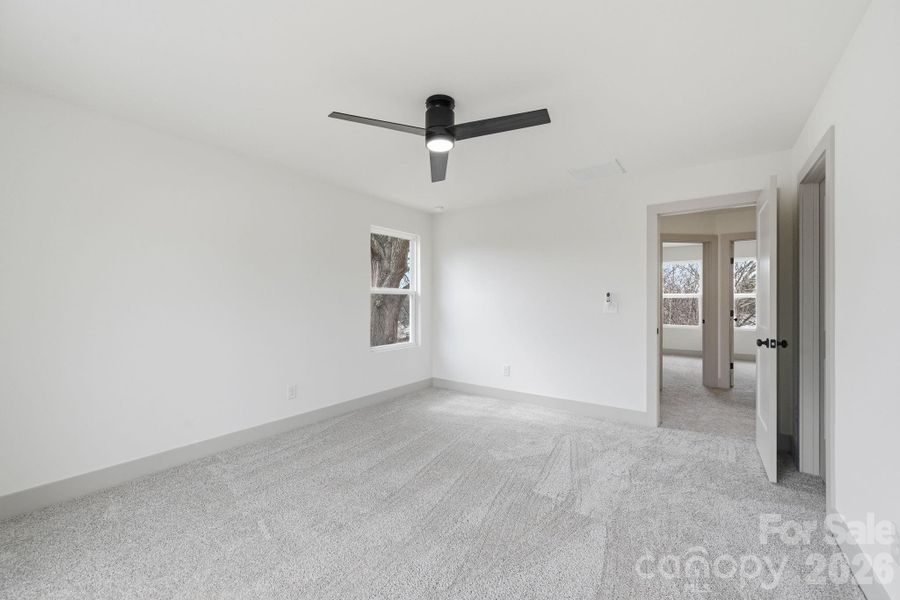 Spacious, unfurnished interior of a new home in , Monroe (Image 16).