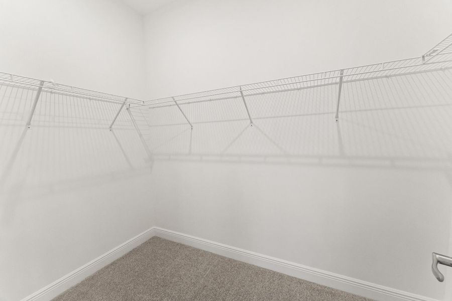 Spacious, unfurnished interior of a new home in Newfield - Rosette Park, Palm City (Image 10). Spacious, unfurnished interior of a new home in Newfield - Rosette Park, Palm City (Image 10).