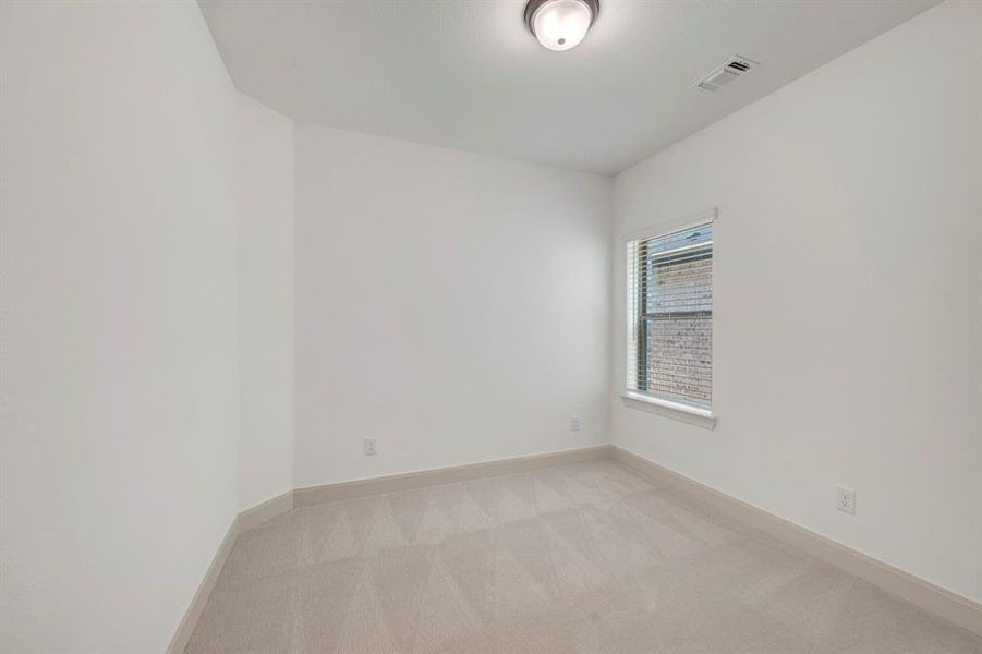 Spacious, unfurnished interior of a new home in Creekshaw – Gardens, Royse City (Image 20).