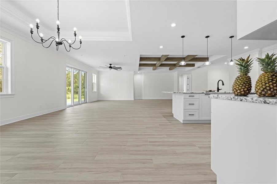 Spacious, unfurnished interior of a new home in , Weeki Wachee (Image 35).