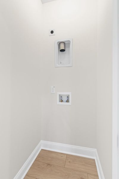 Spacious, unfurnished interior of a new home in Park Circle Single Family Homes, North Charleston (Image 31).