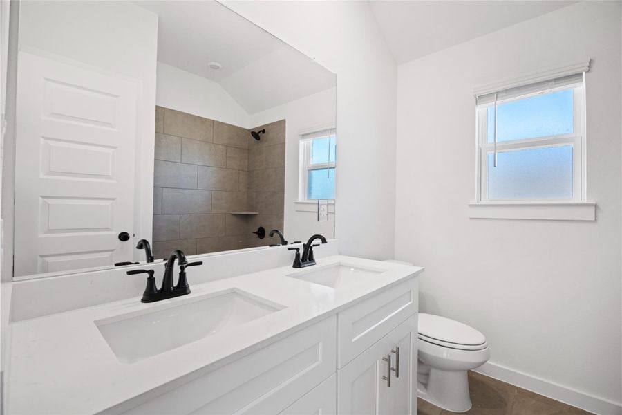 Furnished interior view inside a new home in , Manvel (Image 9).