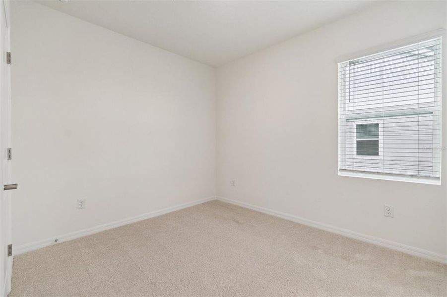 Spacious, unfurnished interior of a new home in Waterset Townhomes, Apollo Beach (Image 27).