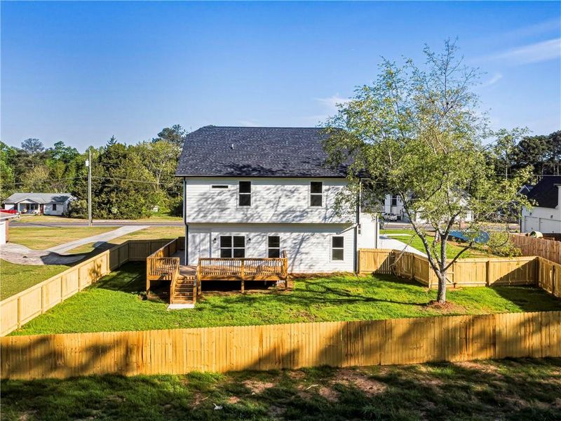 Exterior details and patio area of a home in , Loganville (Image 4).