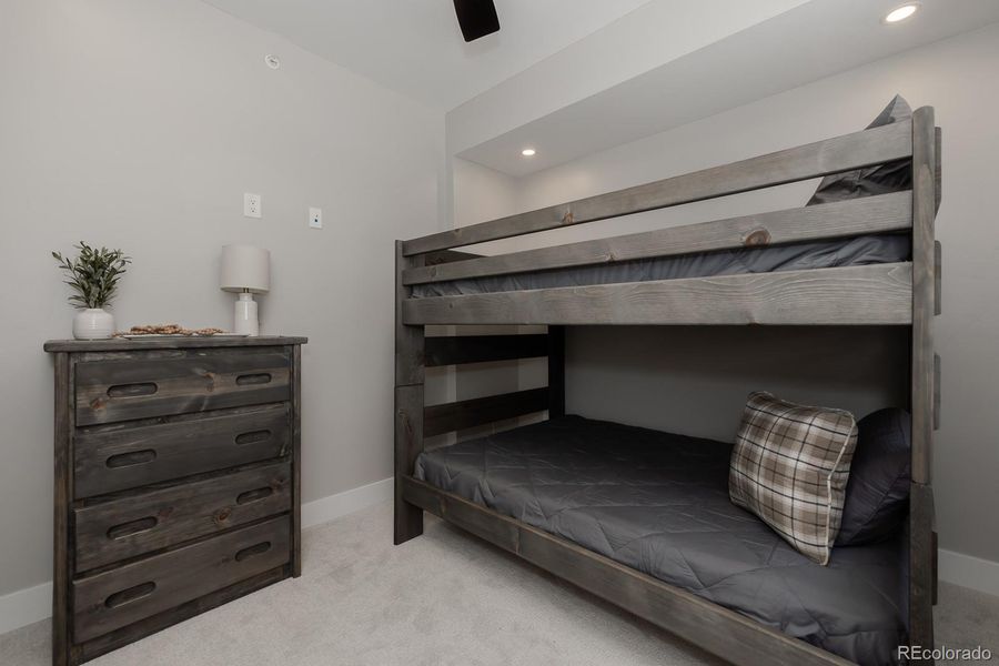 Image 36 of a home in .