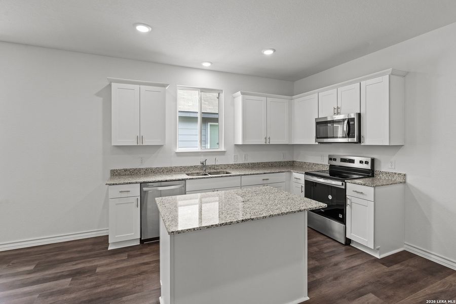 Furnished interior view inside a new home in Cinco Lakes, San Antonio (Image 5).