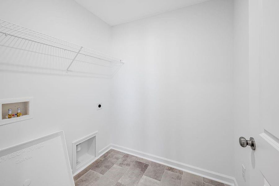 Spacious, unfurnished interior of a new home in Chandler Run, Tucker (Image 19).