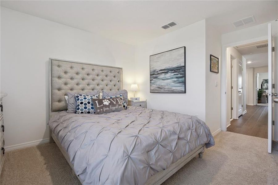 Furnished interior view inside a new home in Waterleigh, Winter Garden (Image 9). Furnished interior view inside a new home in Waterleigh, Winter Garden (Image 9).