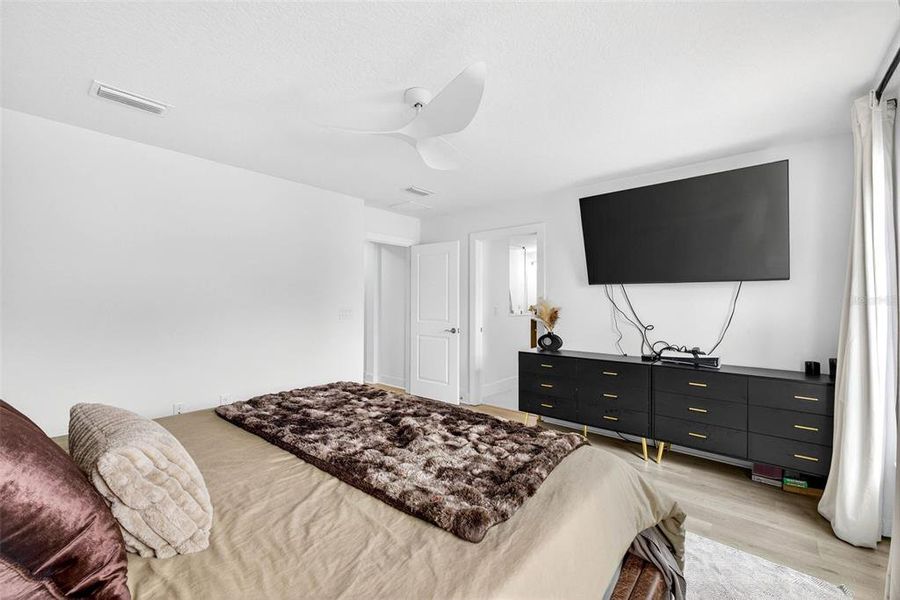 Furnished interior view inside a new home in Clearfield Crossings, Tampa (Image 35).