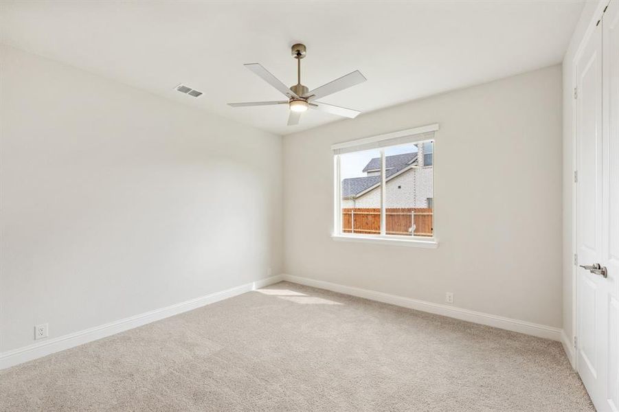 Spacious, unfurnished interior of a new home in Hayes Crossing, Midlothian (Image 39).