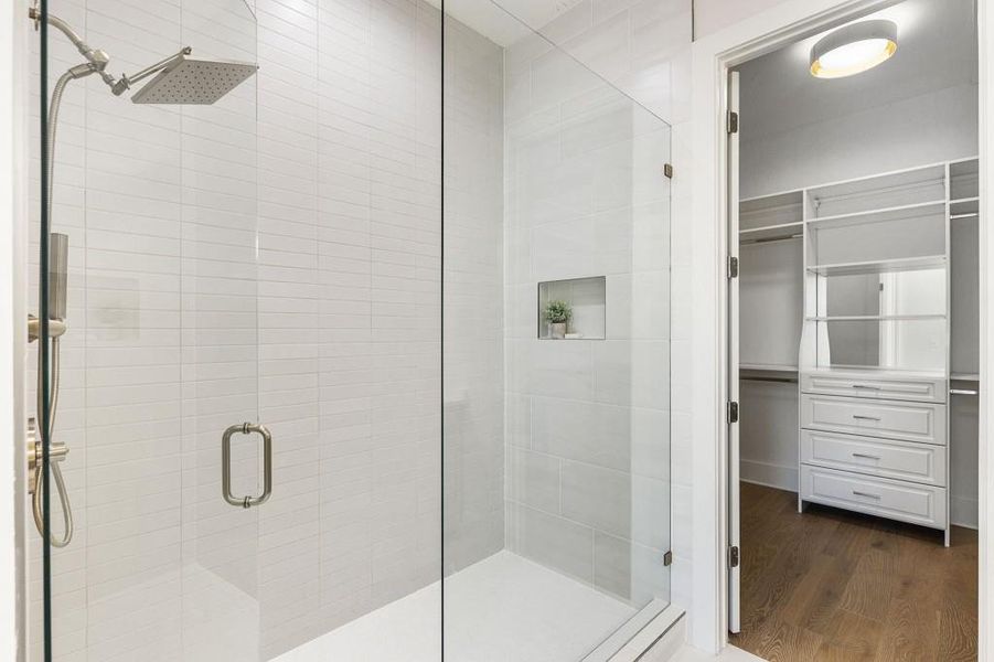 Furnished interior view inside a new home in , Alpharetta (Image 3).