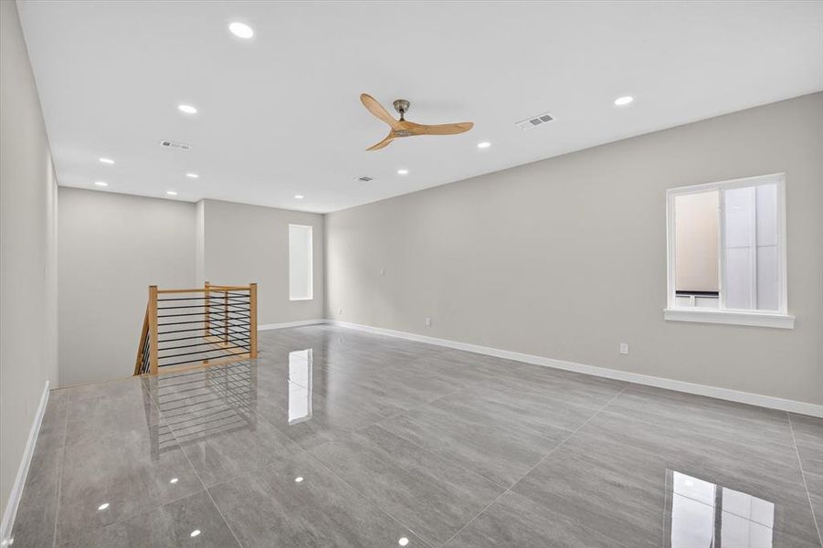 Spacious, unfurnished interior of a new home in , Irving (Image 34).