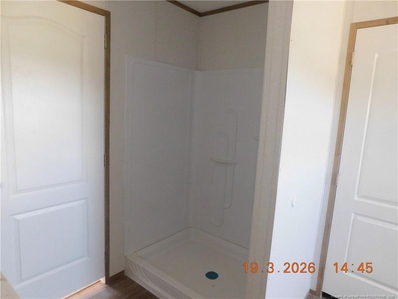 Seperate Shower Seperate Shower