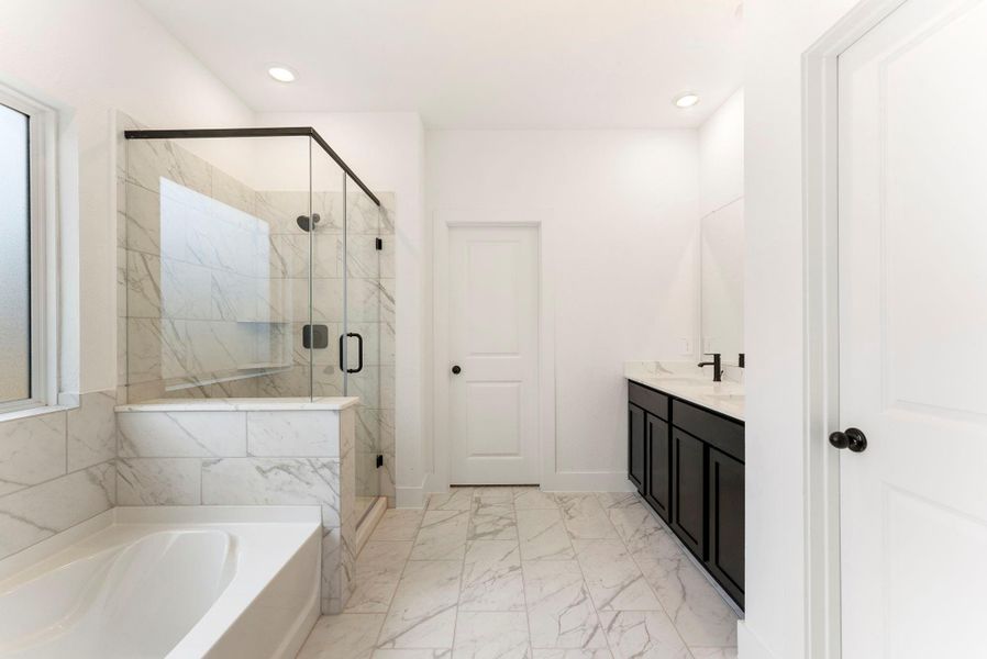 Furnished interior view inside a new home in Chapel Lakes, Montgomery (Image 10).