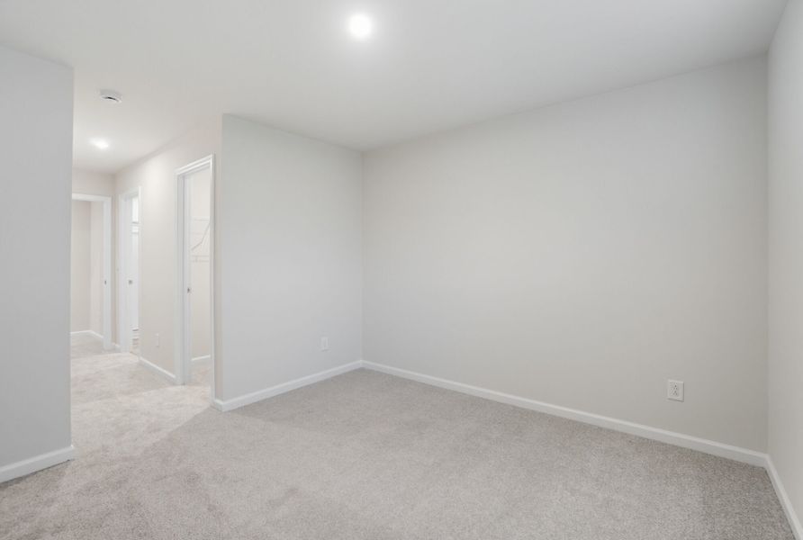 Photo representation of the Sequoia plan. Colors, finishes and options will vary.