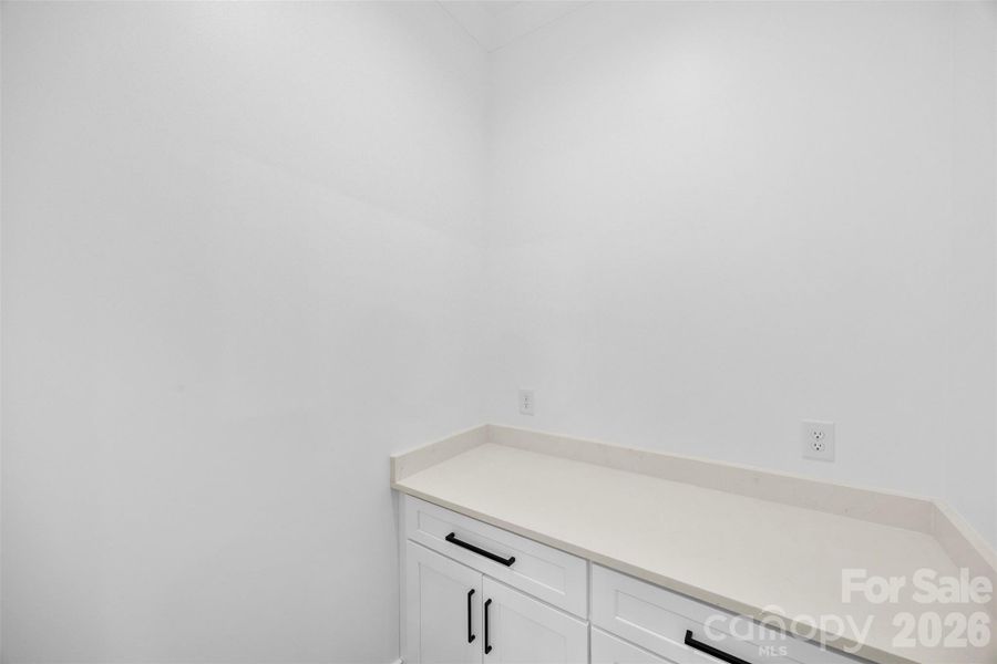 Image 38 of a home in .