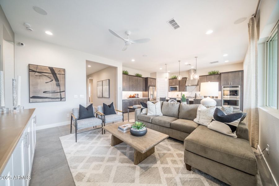 3830 S Gladiolus Circle 3830 S Gladiolus Circle