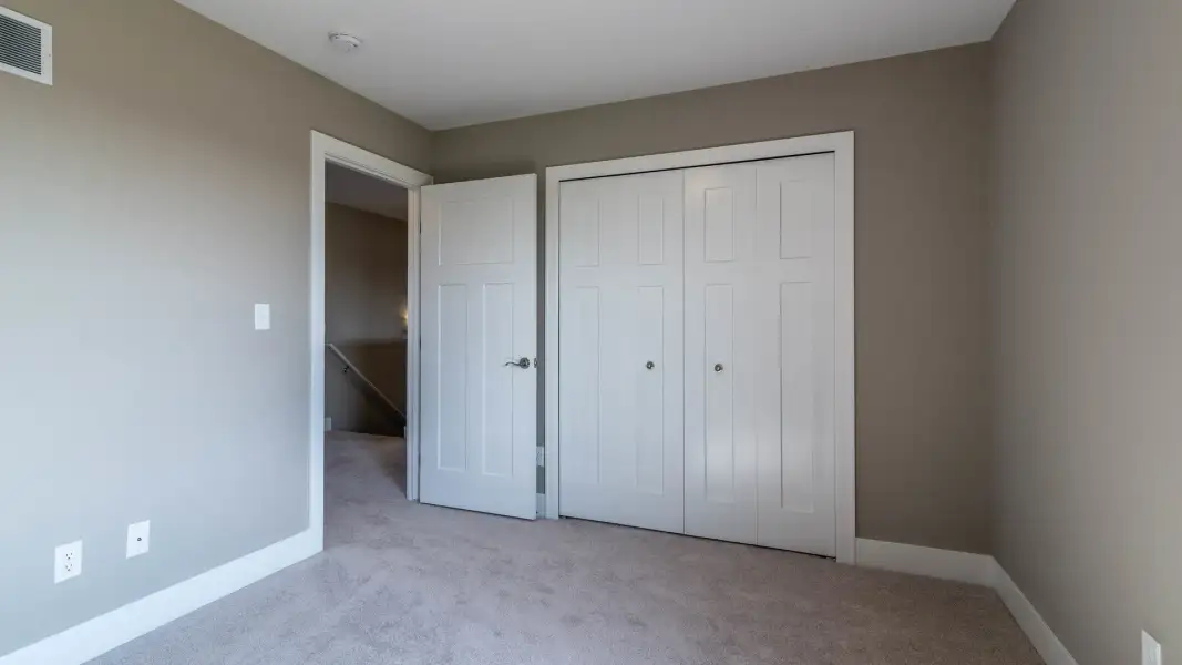 Representative unfurnished interior of a home built from the The Winslow by Norfolk Homes in Offsite Builds Southern Michigan, Ann Arbor (Image 79).