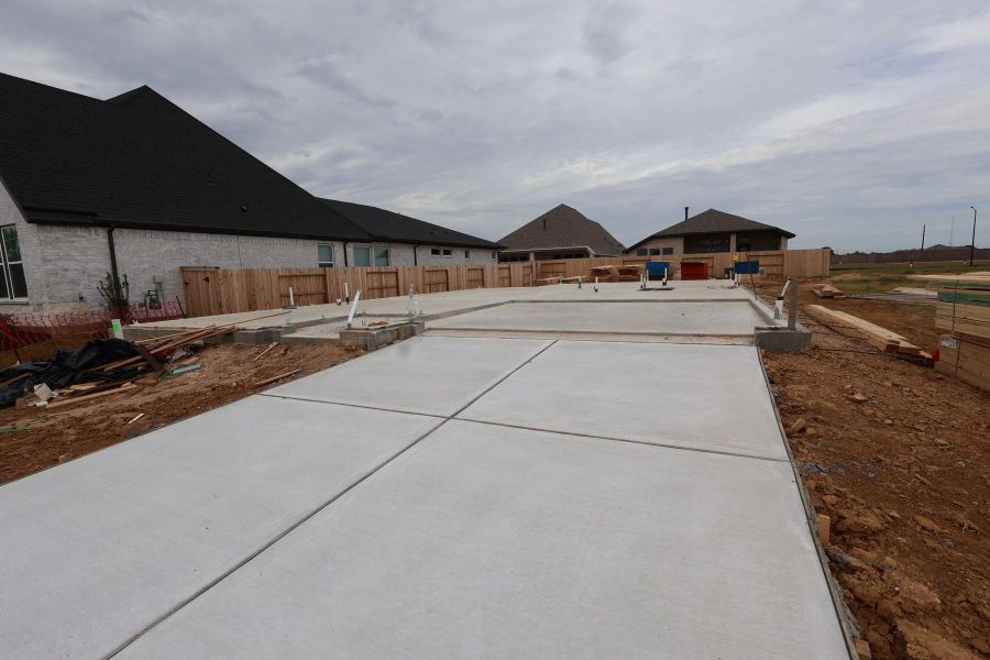 Every foundation at DWH is engineered and it’s inspected three times! We do not do “batch” testing. Rest easy knowing your foundation comes with a 10 year warranty. Every foundation at DWH is engineered and it’s inspected three times! We do not do “batch” testing. Rest easy knowing your foundation comes with a 10 year warranty.