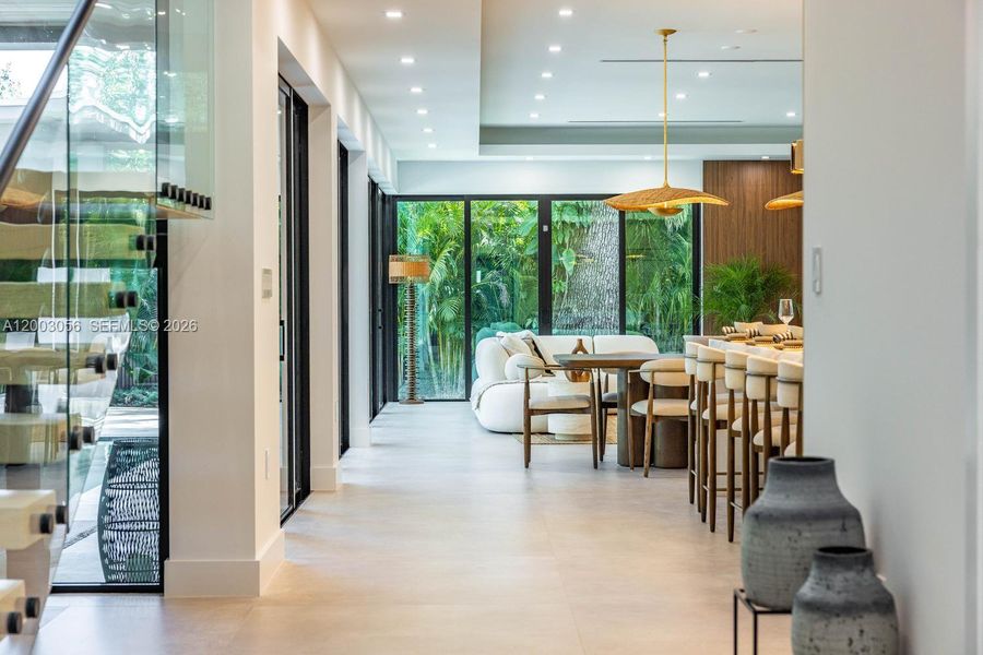 Community amenities in , Biscayne Park (Image 49).