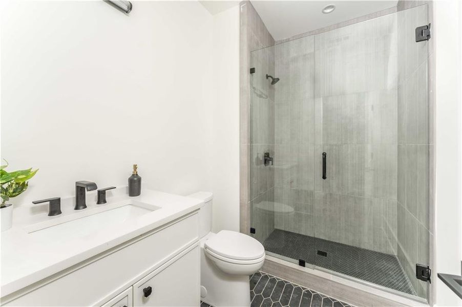 Furnished interior view inside a new home in , Atlanta (Image 42).