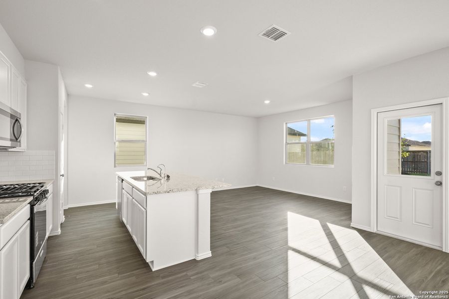 Furnished interior view inside a new home in Blue Ridge Ranch, San Antonio (Image 9).