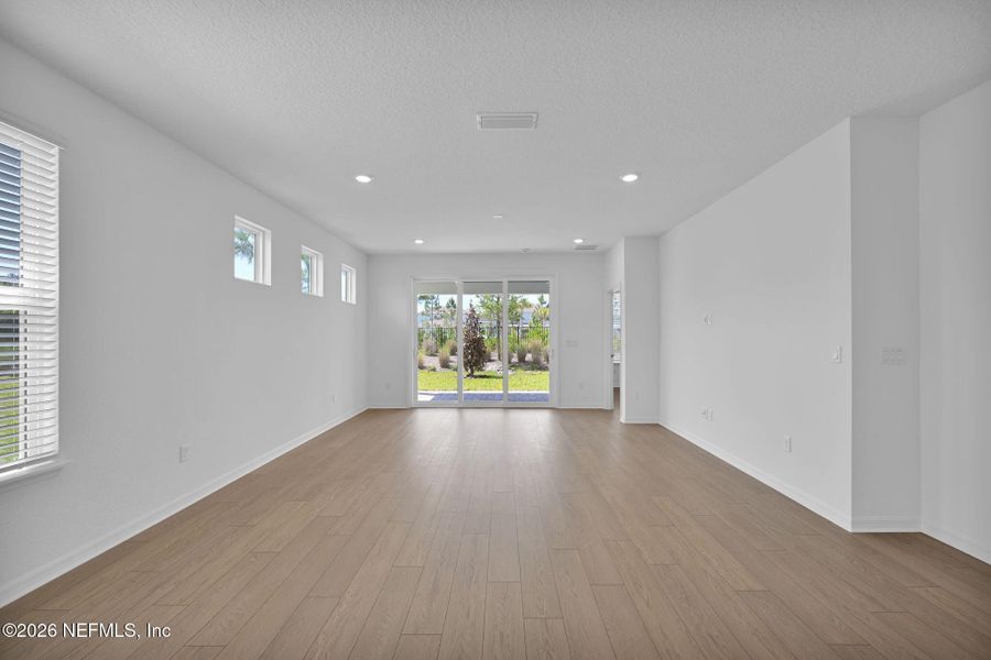 Spacious, unfurnished interior of a new home in Del Webb Wildlight, Yulee (Image 19). Spacious, unfurnished interior of a new home in Del Webb Wildlight, Yulee (Image 19).