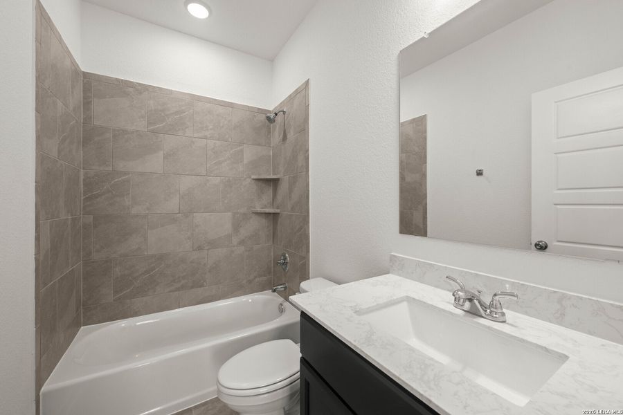 Furnished interior view inside a new home in Arroyo Ranch, Seguin (Image 7).