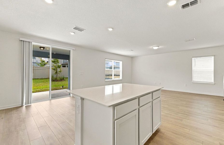 Furnished interior view inside a new home in Silverlake, Lake Alfred (Image 6).