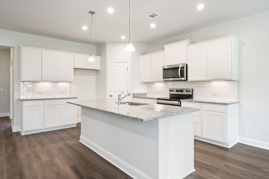 Gourmet Kitchen with Oversized Island Gourmet Kitchen with Oversized Island