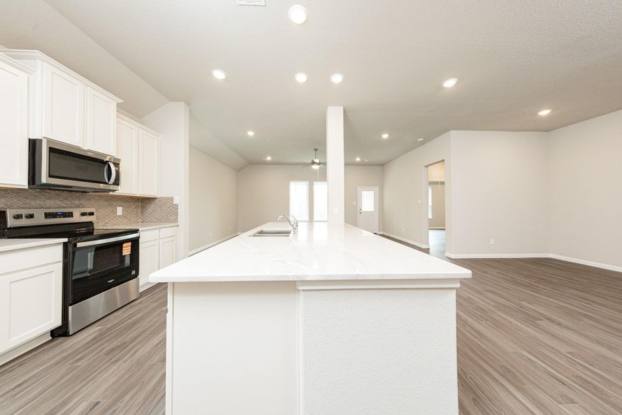 Furnished interior view inside a new home in Lake Conroe Area Homes, Montgomery (Image 6). Furnished interior view inside a new home in Lake Conroe Area Homes, Montgomery (Image 6).