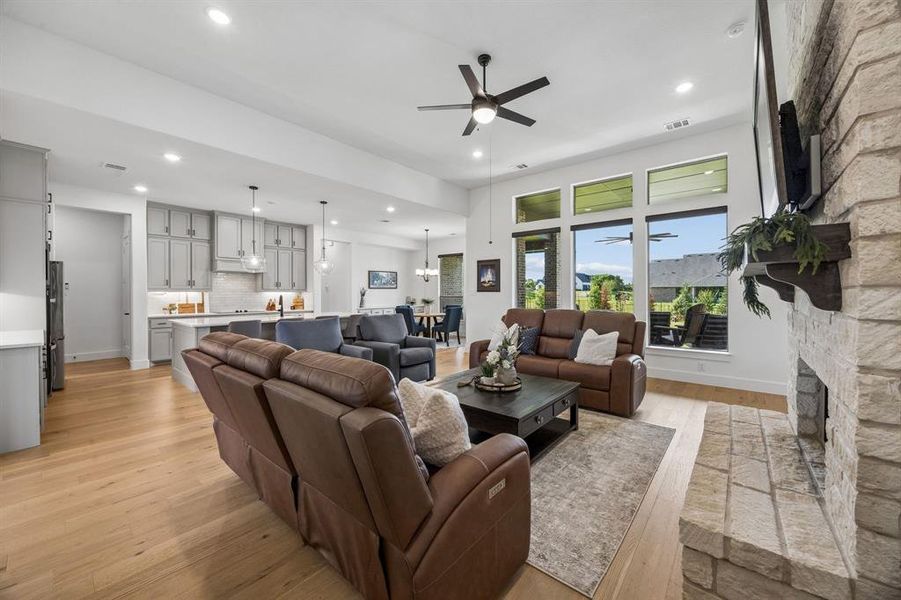 Furnished interior view inside a new home in Hidden Creek Estates, Van Alstyne (Image 17).