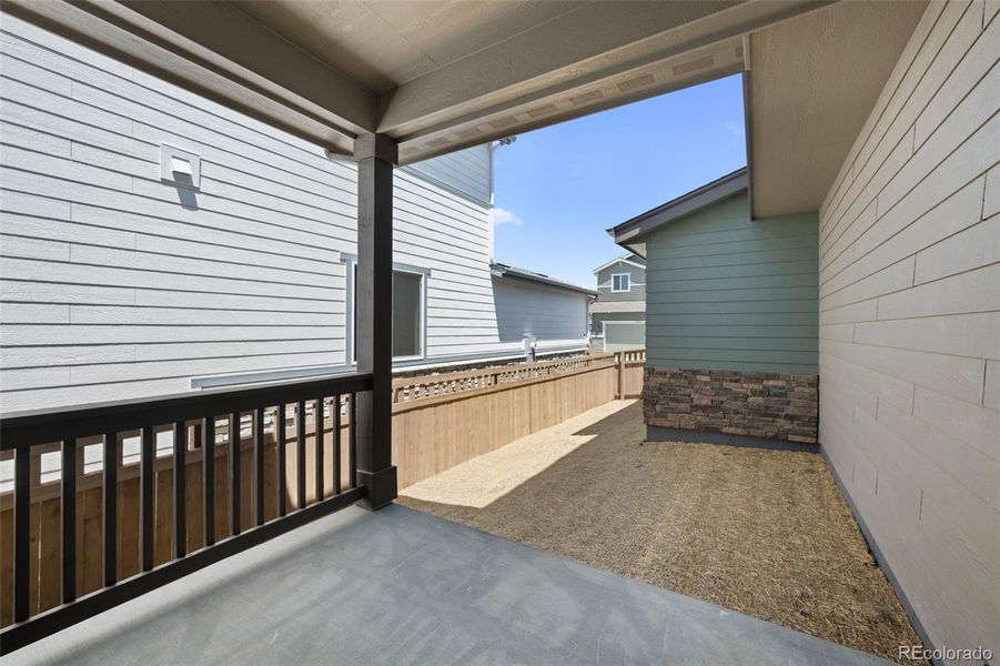 Image 44 of a home in Painted Prairie.