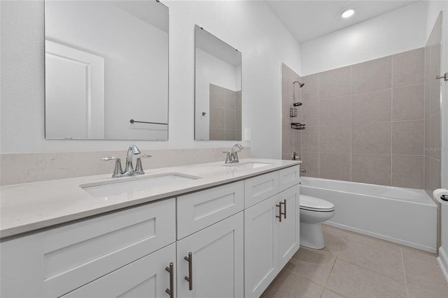 Furnished interior view inside a new home in , Apopka (Image 8).