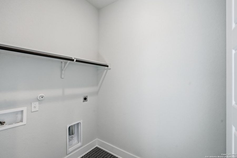 Spacious, unfurnished interior of a new home in Esperanza – New Phase Now Selling, Boerne (Image 22). Spacious, unfurnished interior of a new home in Esperanza – New Phase Now Selling, Boerne (Image 22).