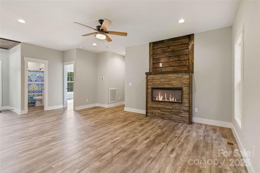 Spacious, unfurnished interior of a new home in , Chester (Image 15).