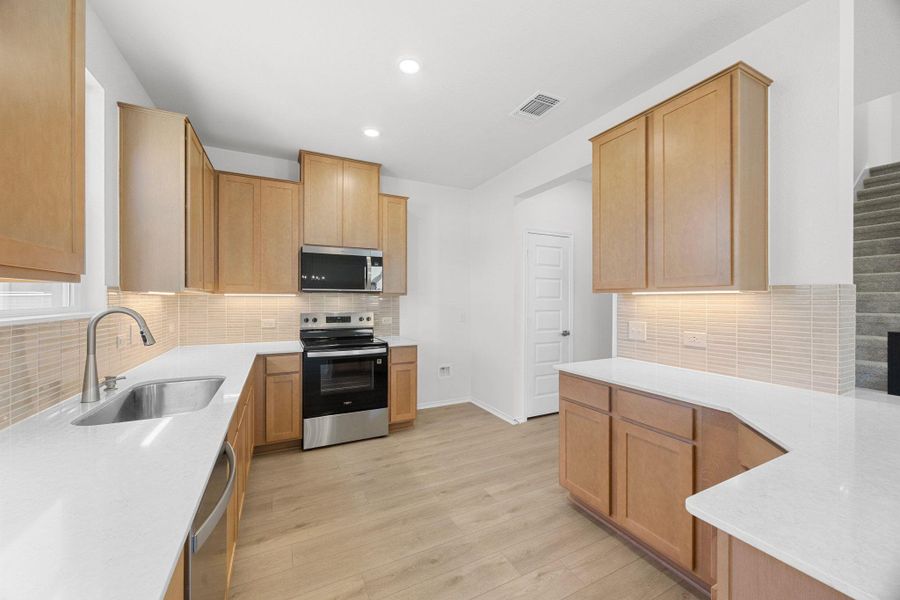 Furnished interior view inside a new home in Retreat at San Gabriel, Georgetown (Image 7).