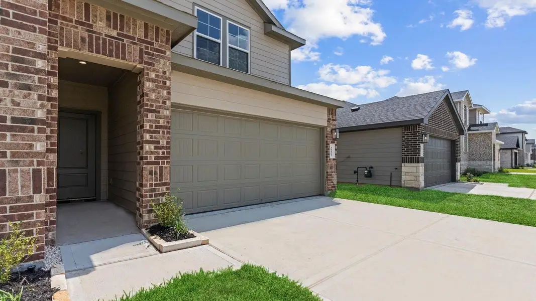 *Images and 3D tour are for illustration only and options may vary from home as built.