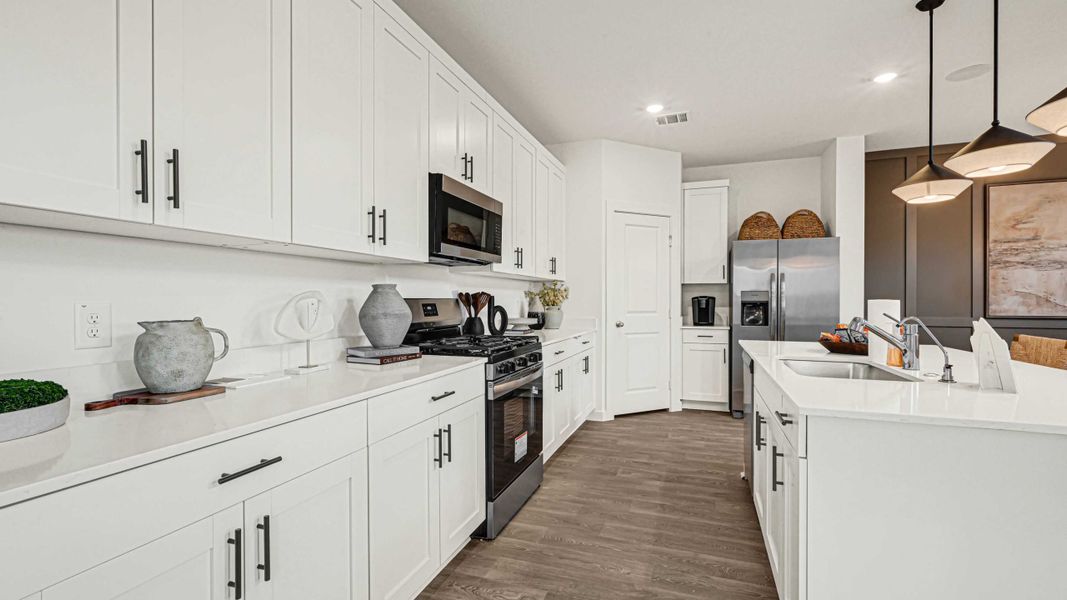 Furnished interior view inside a new home in Emberly, Beasley (Image 7).