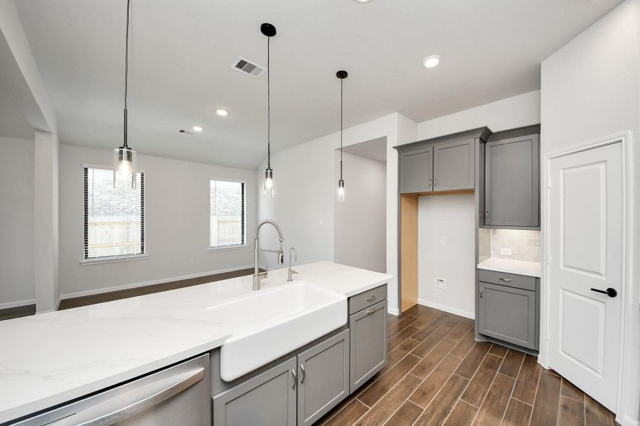 Furnished interior view inside a new home in Arabella on the Prairie: Premier Collection, Richmond (Image 30). Furnished interior view inside a new home in Arabella on the Prairie: Premier Collection, Richmond (Image 30).