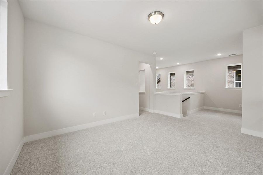 Spacious, unfurnished interior of a new home in Lexington Frisco, Frisco (Image 17).